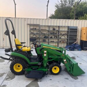 2018 John Deere 1025 R Tractor