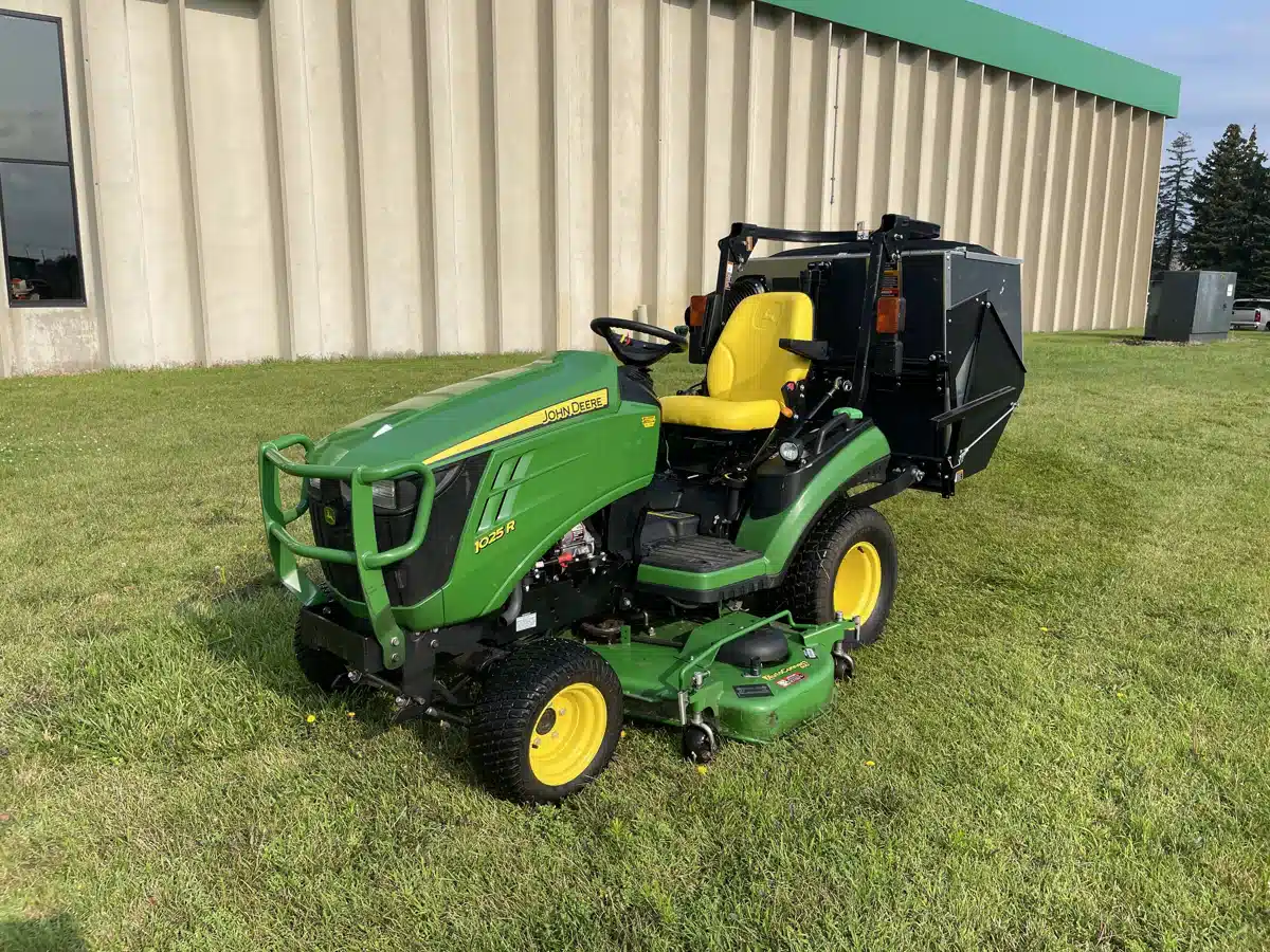John Deere 1025R Tractor