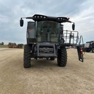 Gleaner S97 Combine Harvester