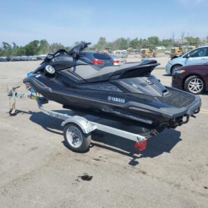 YAMAHA WAVERUNNER JET SKI