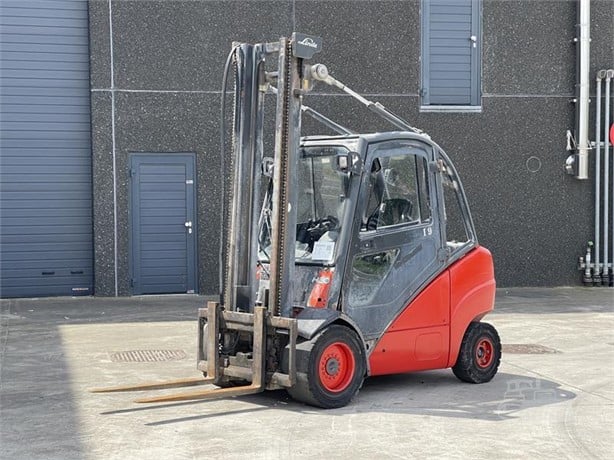 LINDE H30D ForkLift