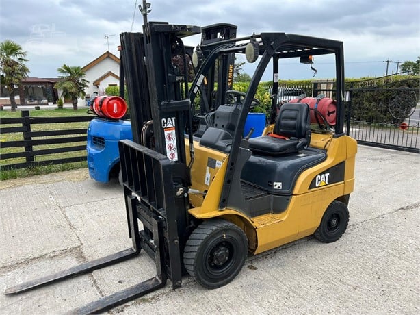 CATERPILLAR GP18N2 ForkLift