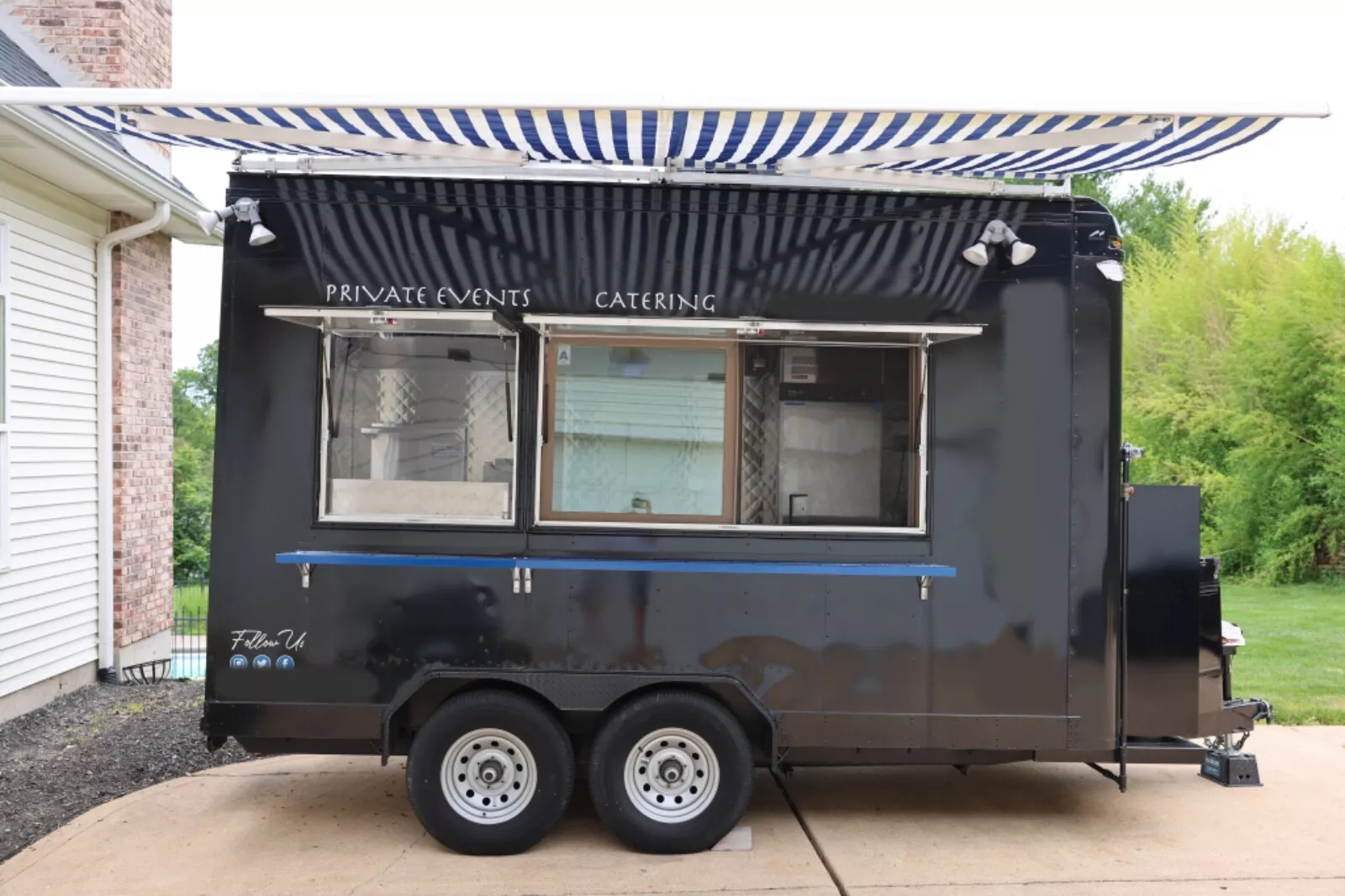 Custom Food Trailer 8′ x 14′