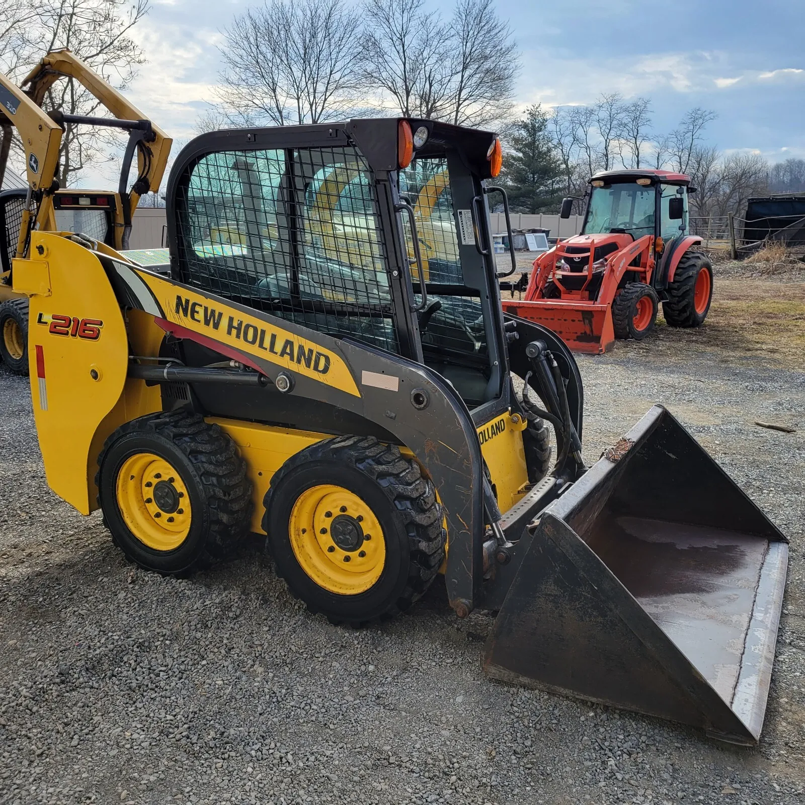 New Holland L216 Skid Steer Loader 60HP Turbo Diesel